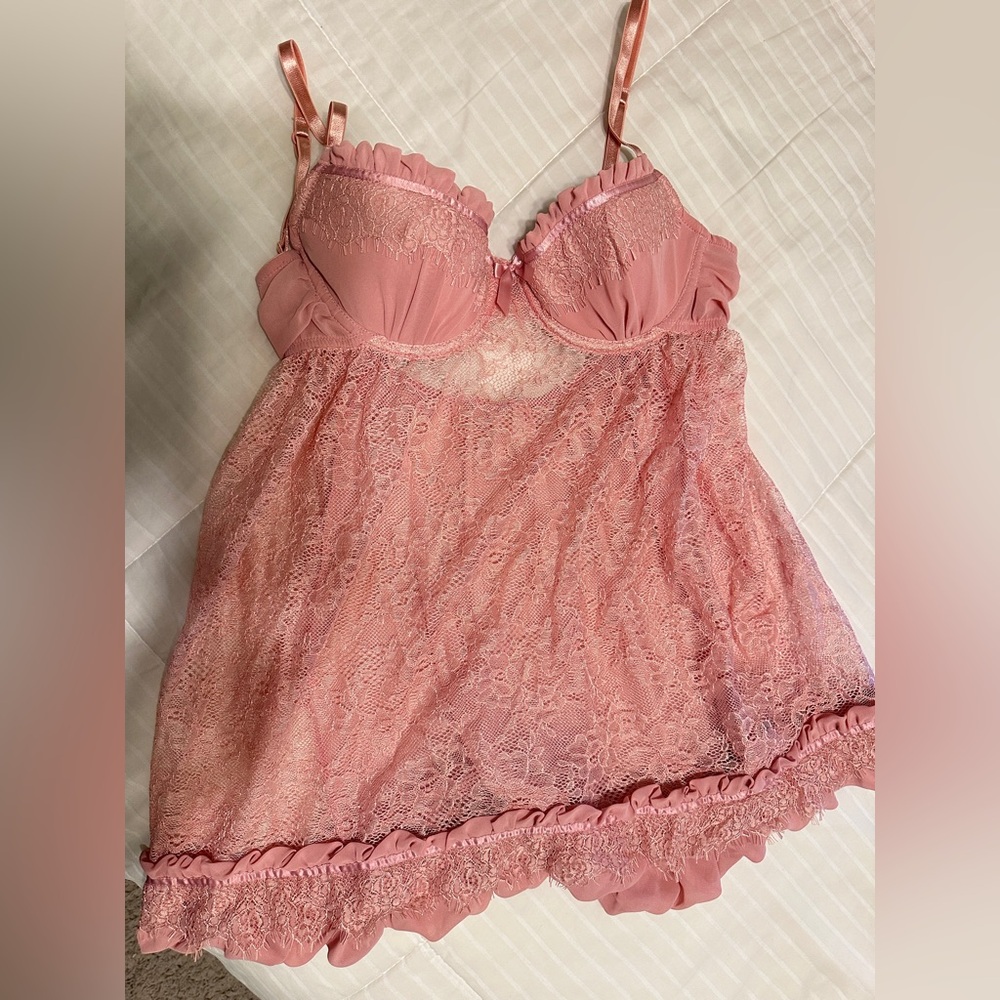 NWT Victoria’s Secret 2008 Sexy Little Things Baby Pink Chemise